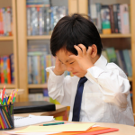 泰国曼谷青少年压力激增！三成学生高压！